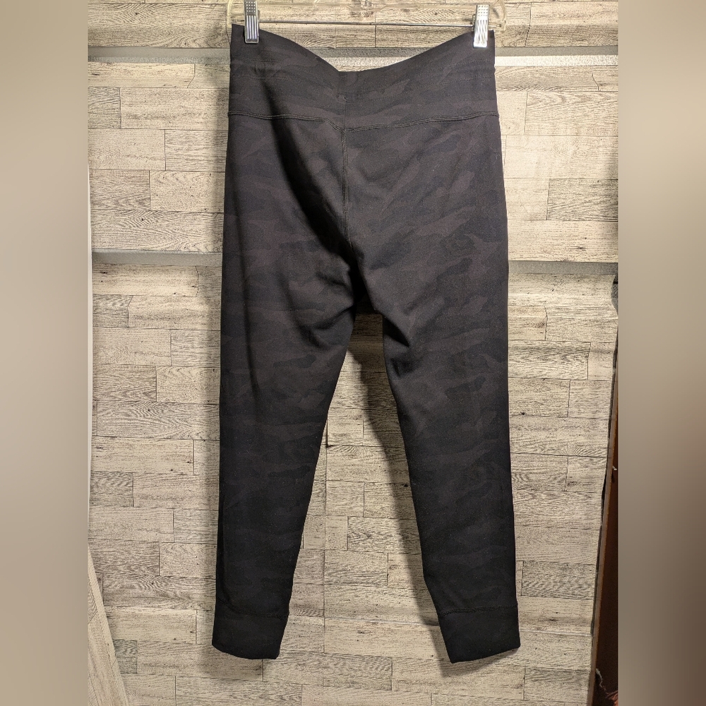 Vuori Black Camouflage Leggings Size Xxs